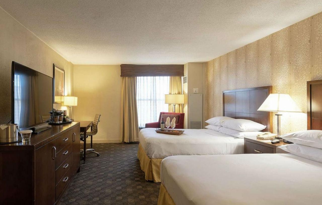 מלון Doubletree By Hilton Norfolk Airport מראה חיצוני תמונה