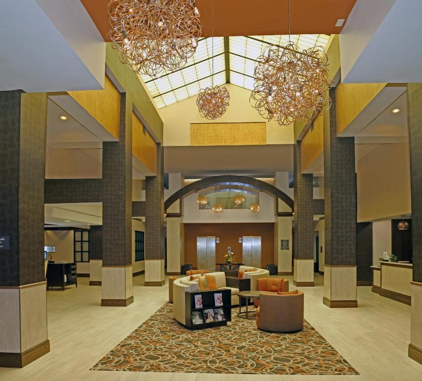 מלון Doubletree By Hilton Norfolk Airport מראה חיצוני תמונה
